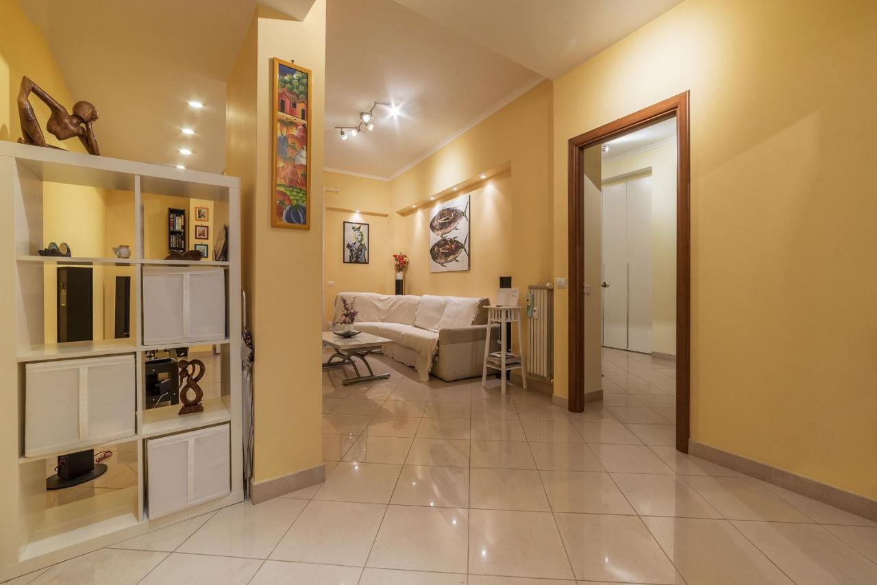 Lovely Flat Marconi District * Rom